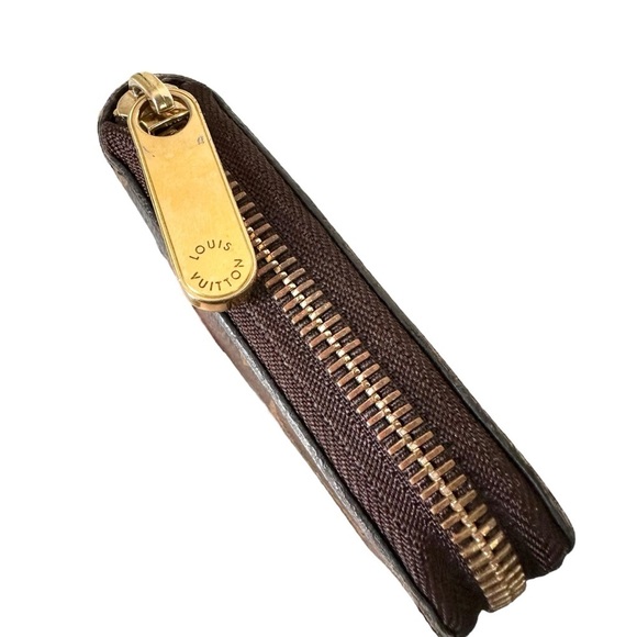 Louis Vuitton Monogram Leather Long Zippy Wallet - Picture 4 of 15